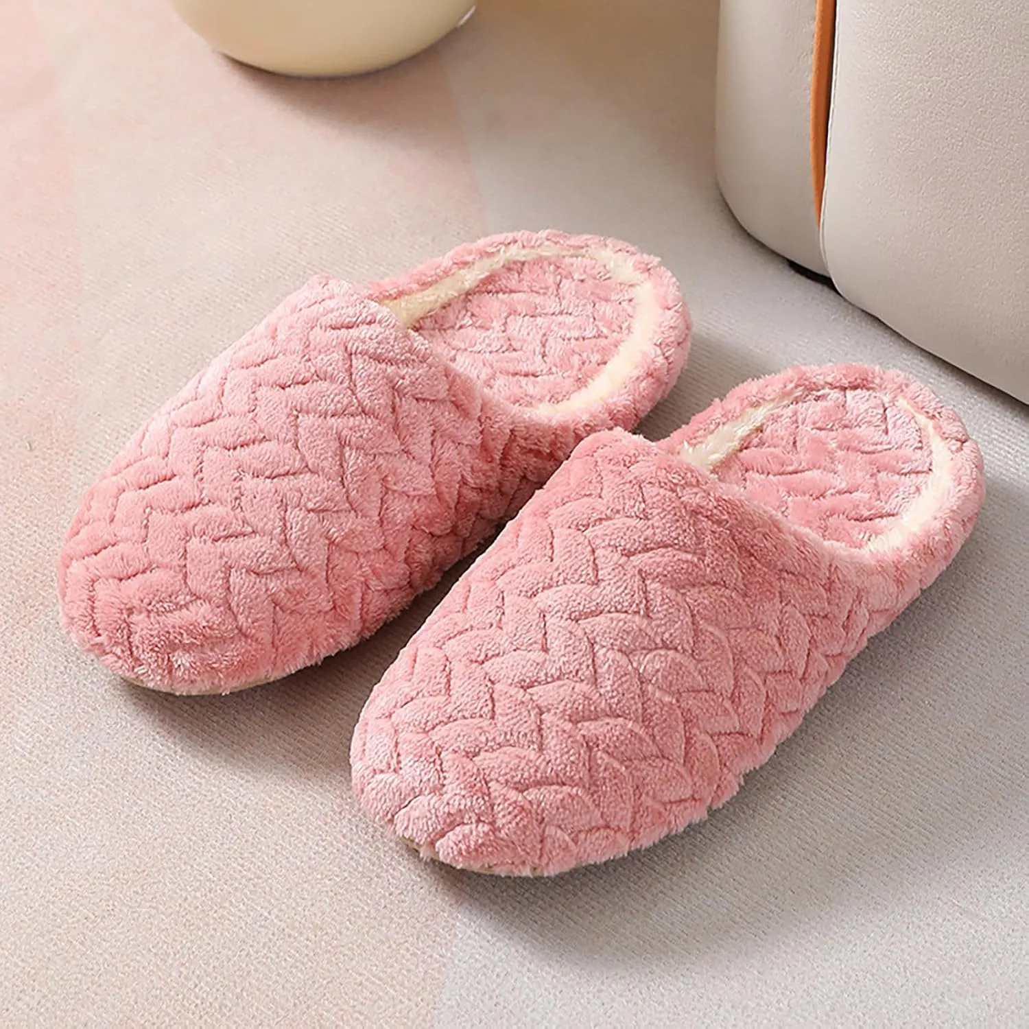 House Slippers for Woman Fuzzy Memory Foam Slippers Cozy Bedroom Slippers Plush Warm Slip-on Indoor Shoes