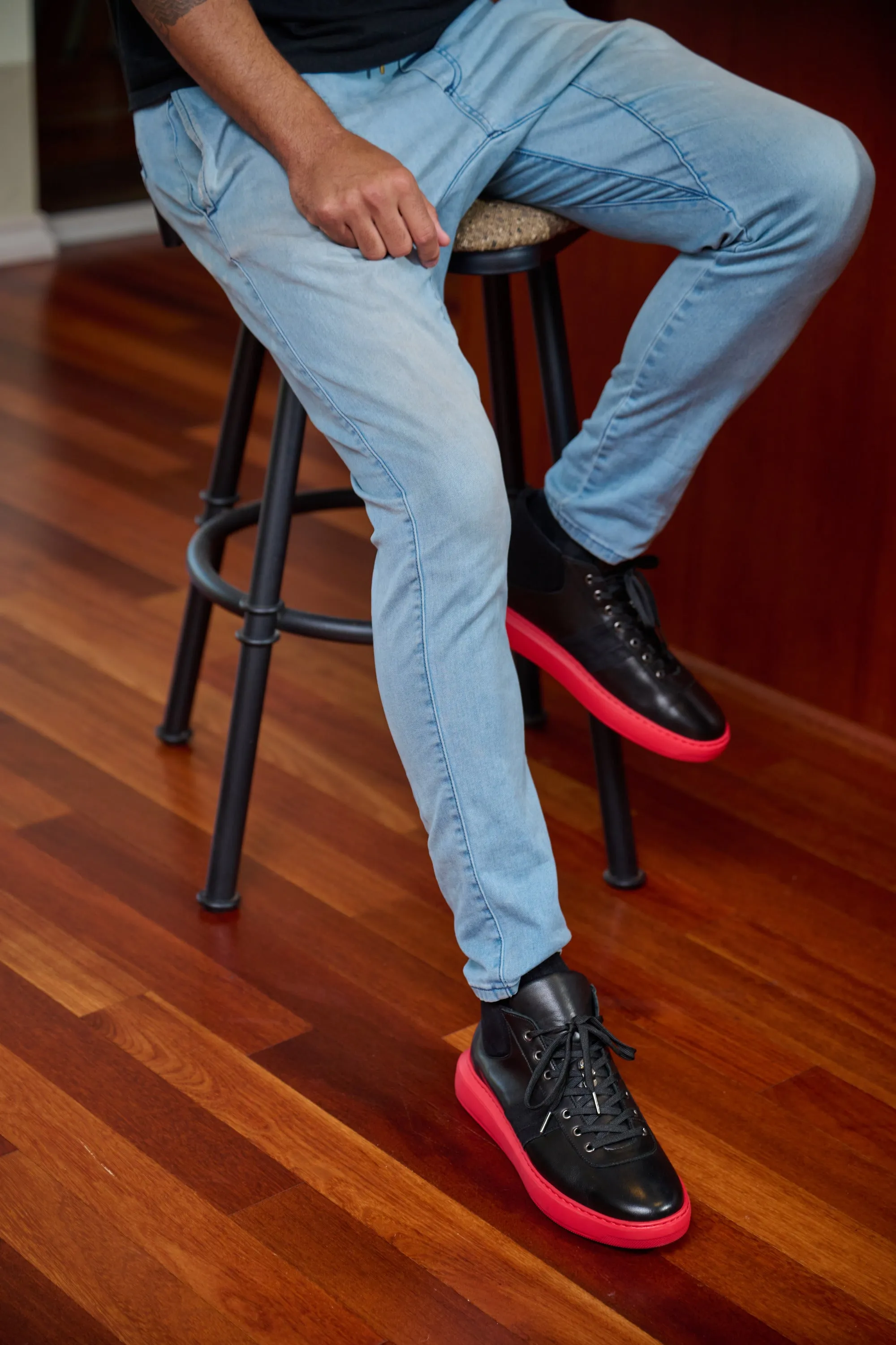 Kaycee (Black/Red)