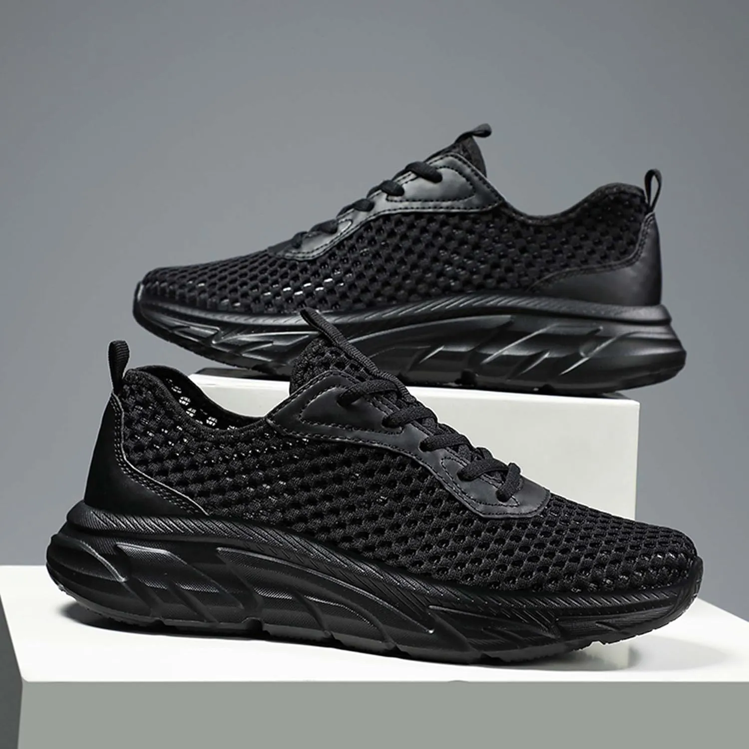 Men's Mesh Sports Running Shoes Lightweight Breathable Casual Walking Work Jogging Shoes Non-Slip Soft Bottom Sports Tennis Fitness Training Shoes