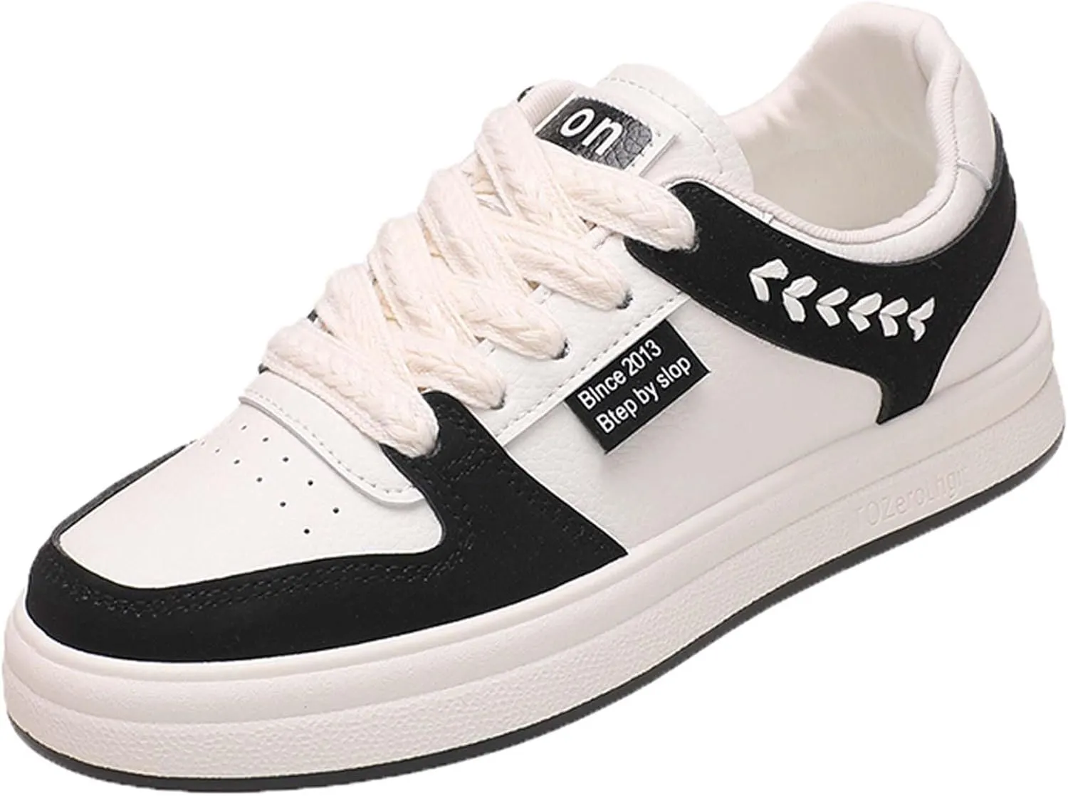 Women's Fashion Tablet Sports Skateboarding Shoes Lace up Tennis Shoes Comfortable Walking Sports Shoes
