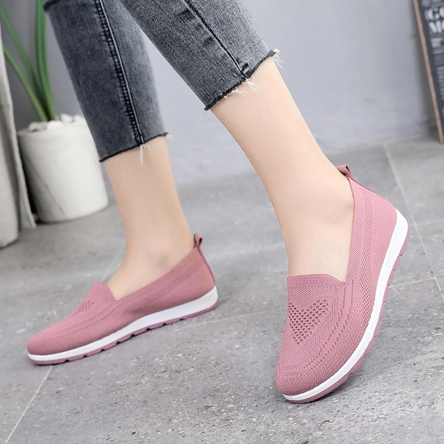 Womens Slip On Walking Shoes Lightweight Comfortable Sneakers Casual Canvas Flats Non Slip Elastic Loafers